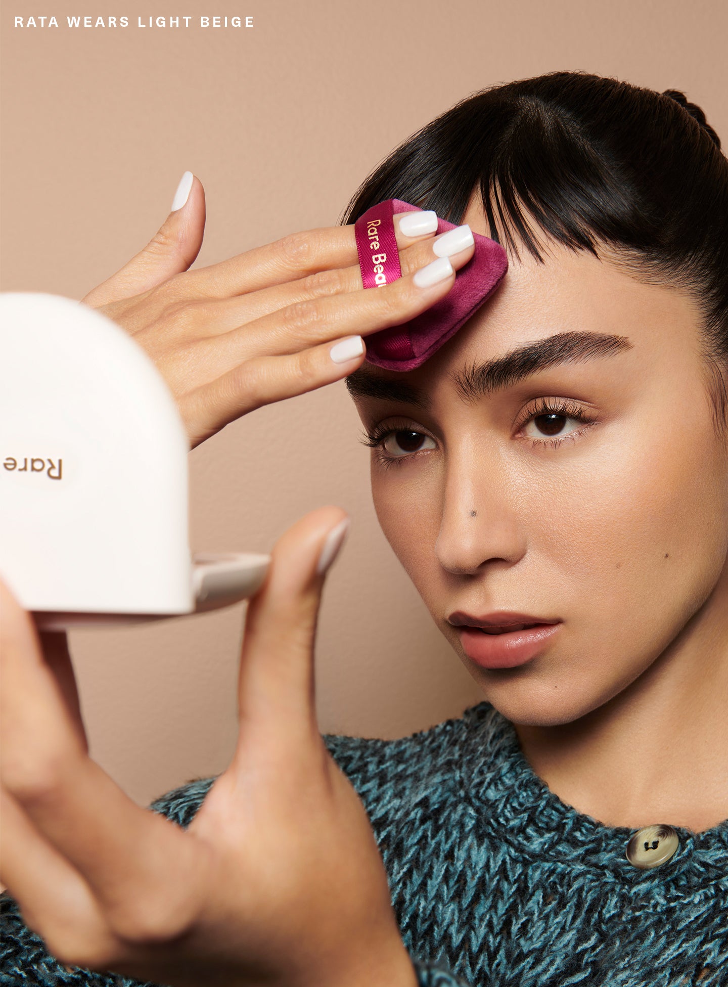 CAMPAIGN-RATA-TRUE-TO-MYSELF-TINTED-PRESSED-FINISHING-POWDER-LIGHT-BEIGE-02