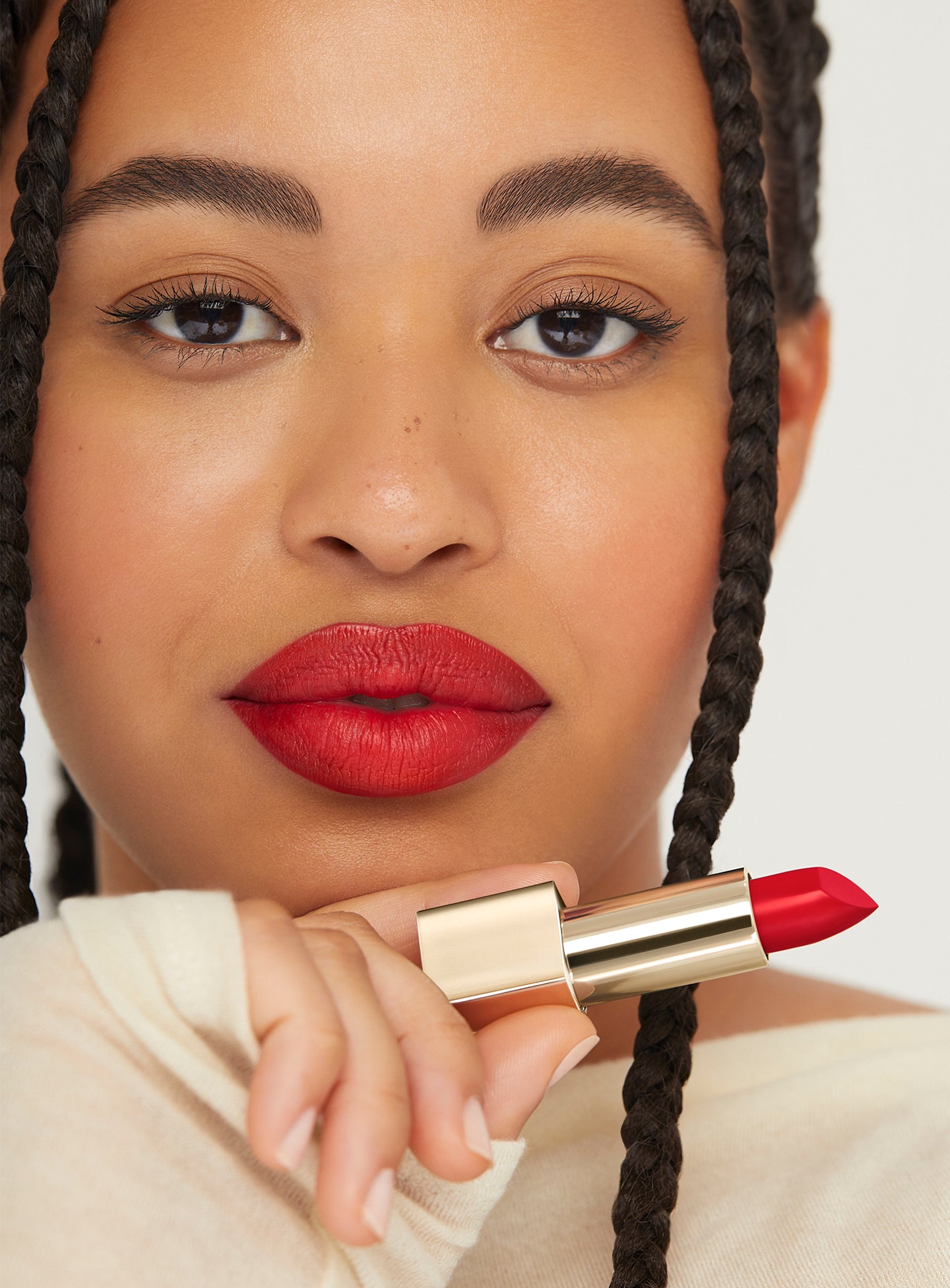 ON-FIGURE-KW-MATTE-LIP-LINER-LIPSTICK-DEVOTED-02-1