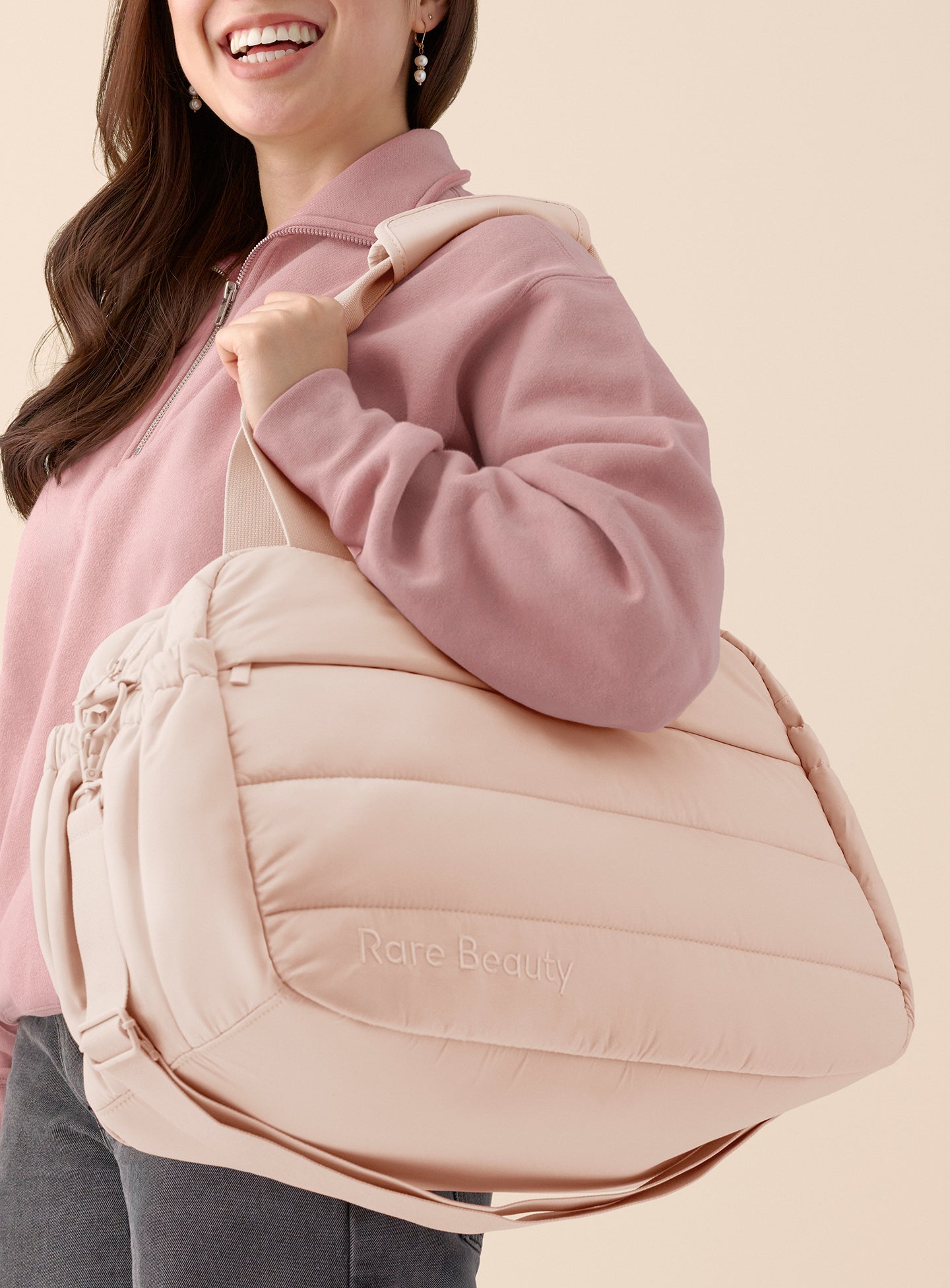 ON-FIGURE-PUFFY-CARRYALL-TOTE-PEACH-02-1