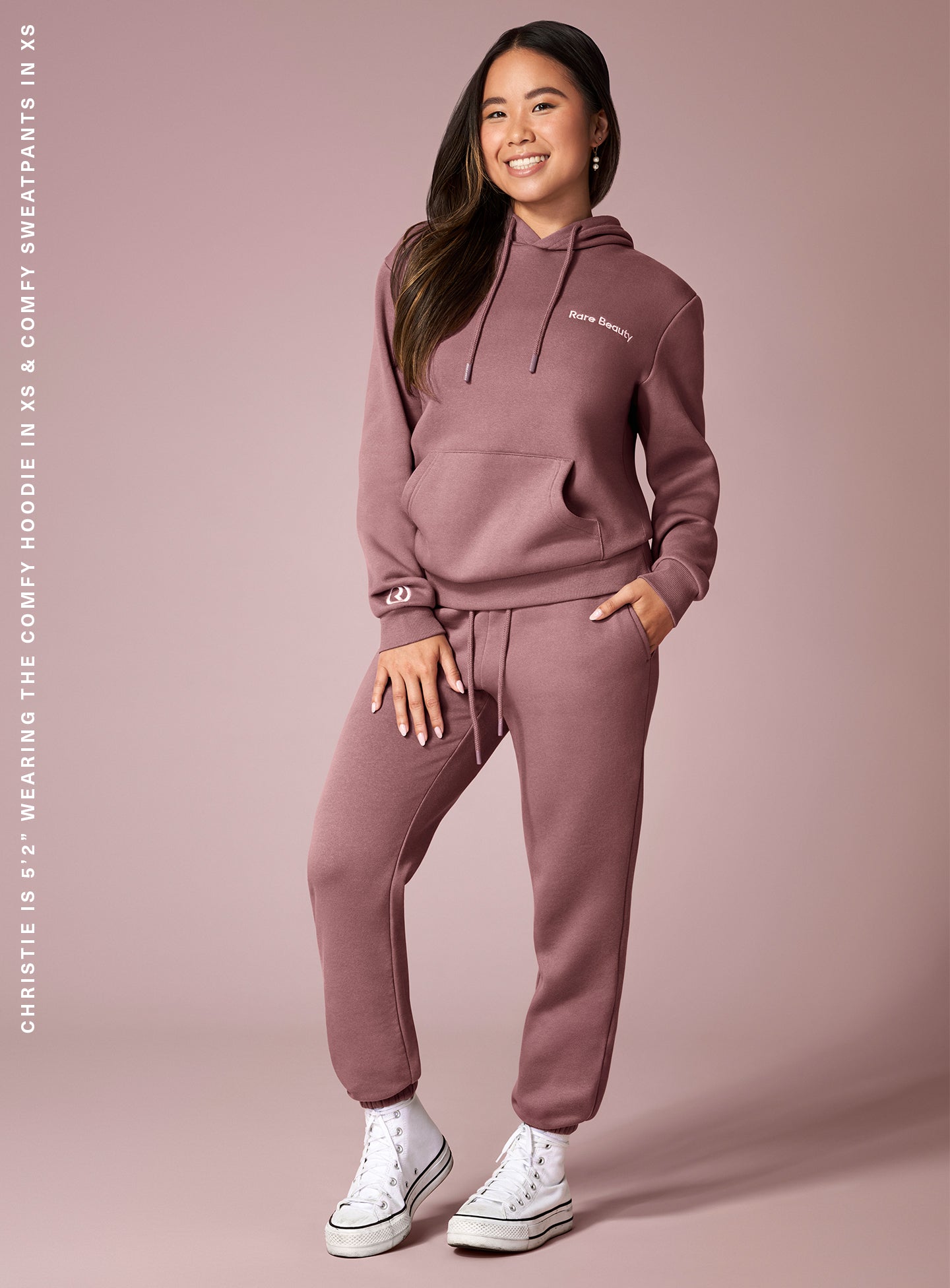 on-figure-comfy-sweatpants-christie-xs-1440x1952-1